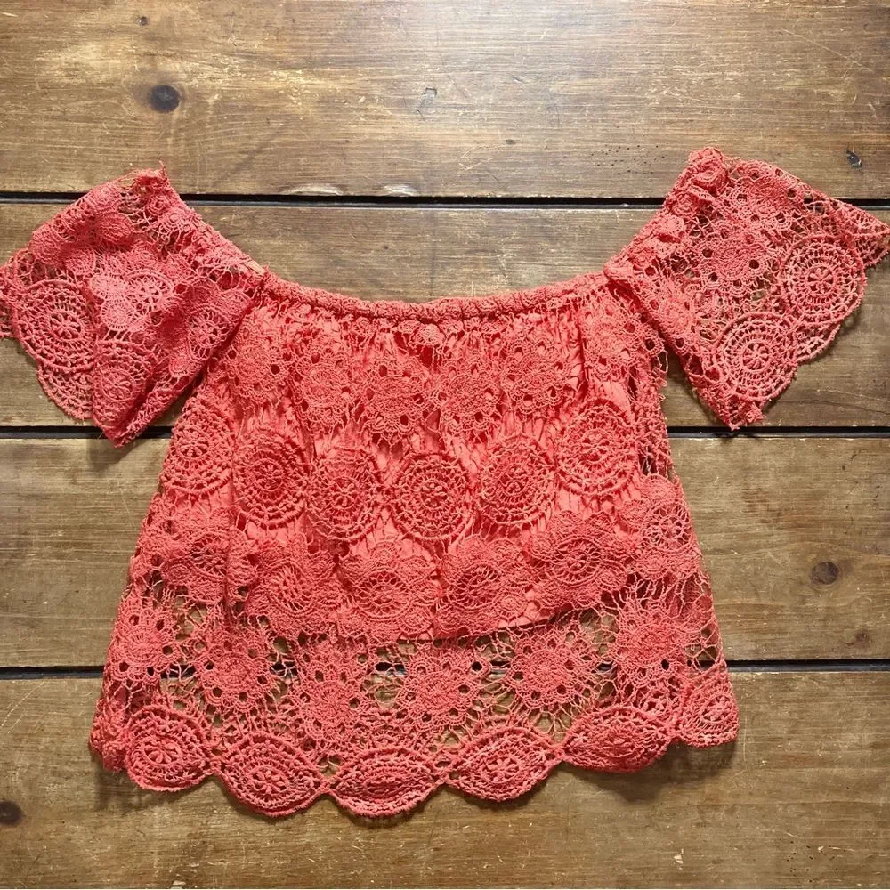 Lord & Taylor Design Lab Lace Coral Off Shoulder Sleeve Small Crop Top